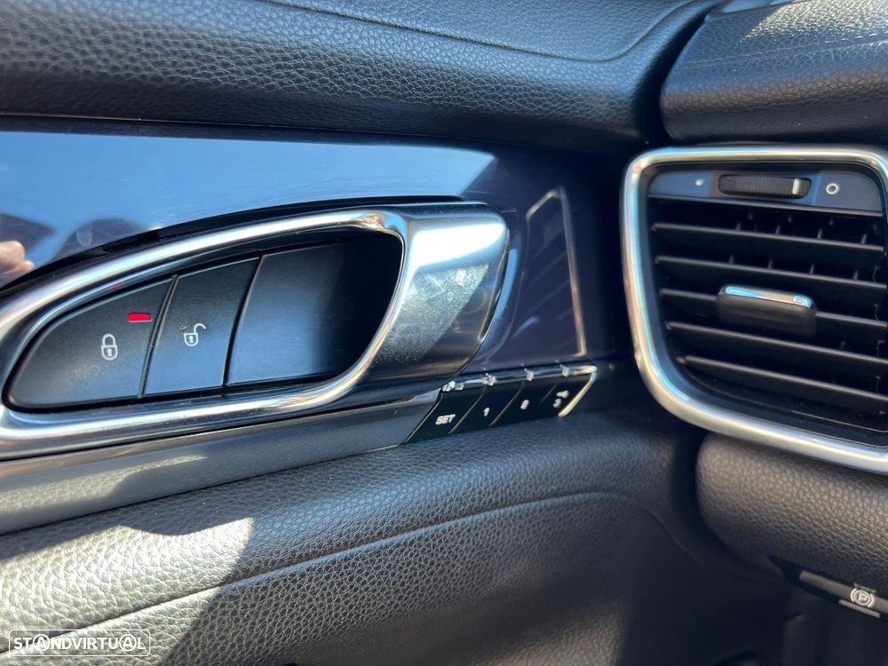 Porsche Panamera - 27