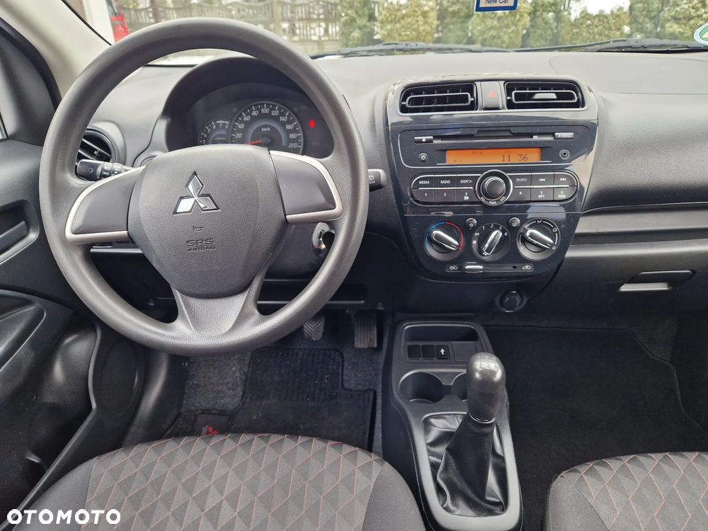 Mitsubishi Space Star - 14