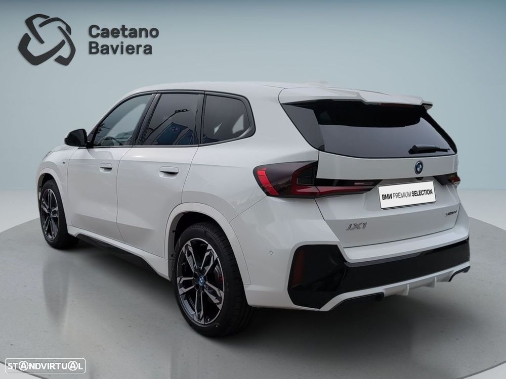 BMW iX1 xDrive30 Pack Desportivo M Pro - 6