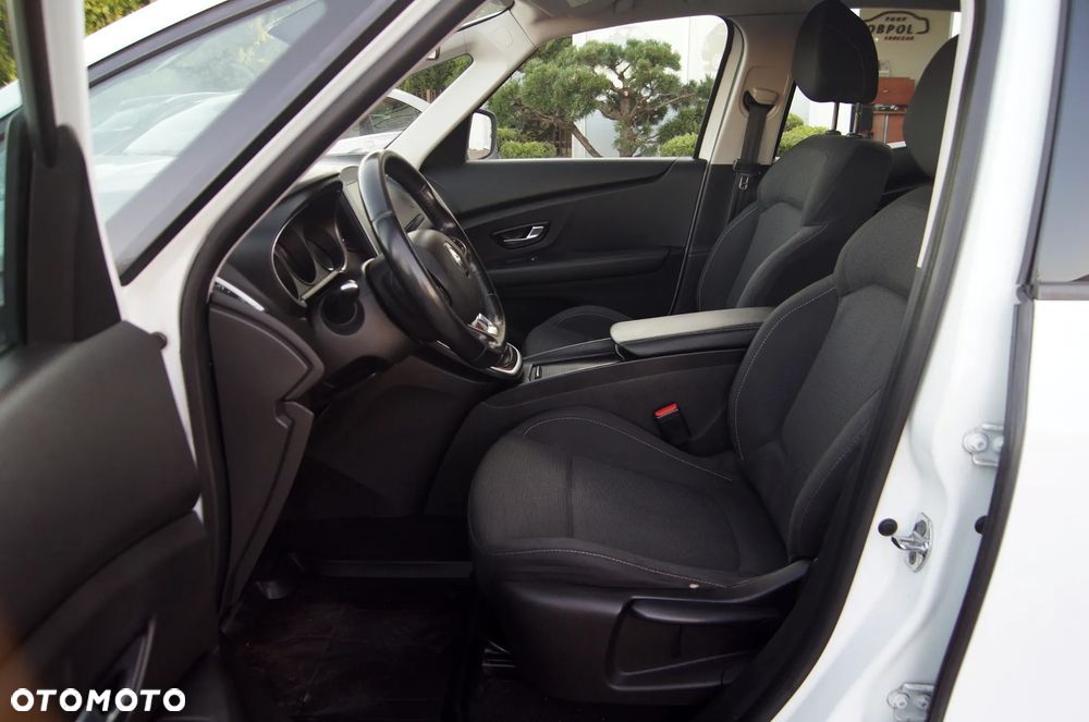 Renault Scenic 1.5 dCi Energy Life EU6 - 10