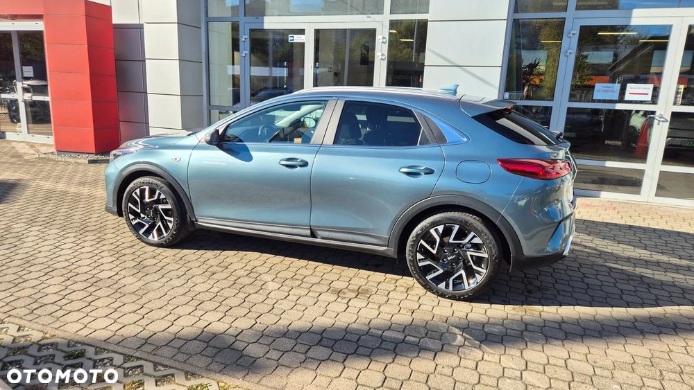Kia XCeed 1.5 T-GDI M - 6