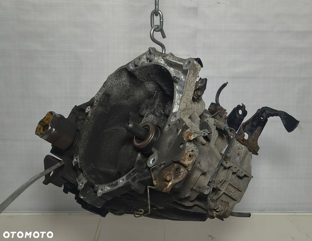Skrzynia biegów manualna Toyota Yaris Auris 1.3 VVT-i 3030052420 - 3