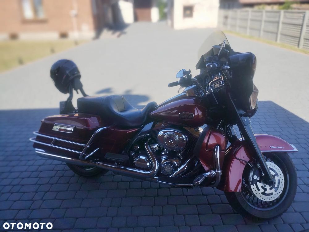 Harley-Davidson FLH Electra Glide - 8