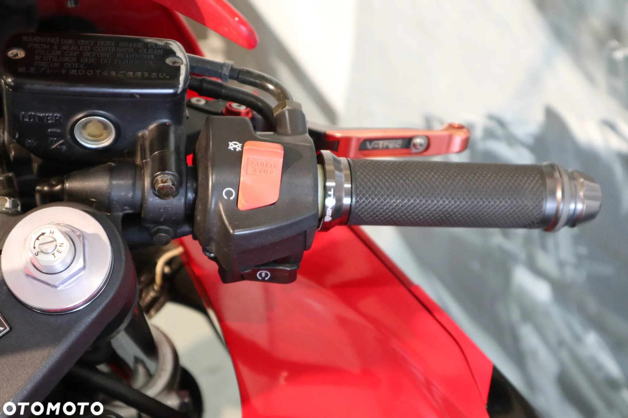 Honda CBR - 9