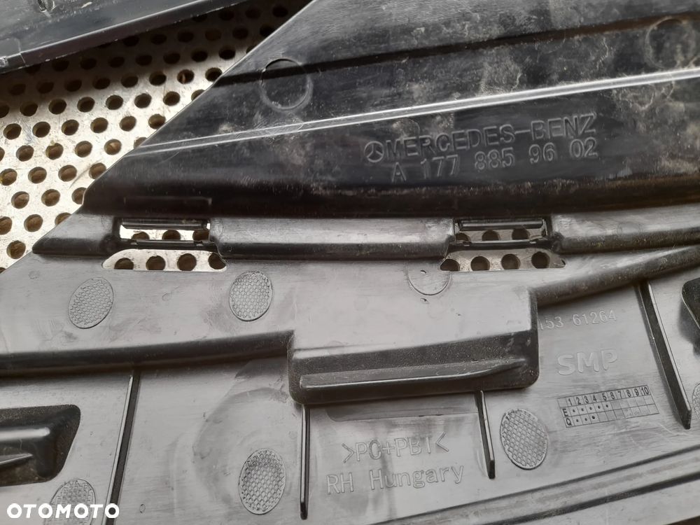 Mercedes W177 A Ślizg Zderzaka Górny Lewy i Prawy Przód - 5