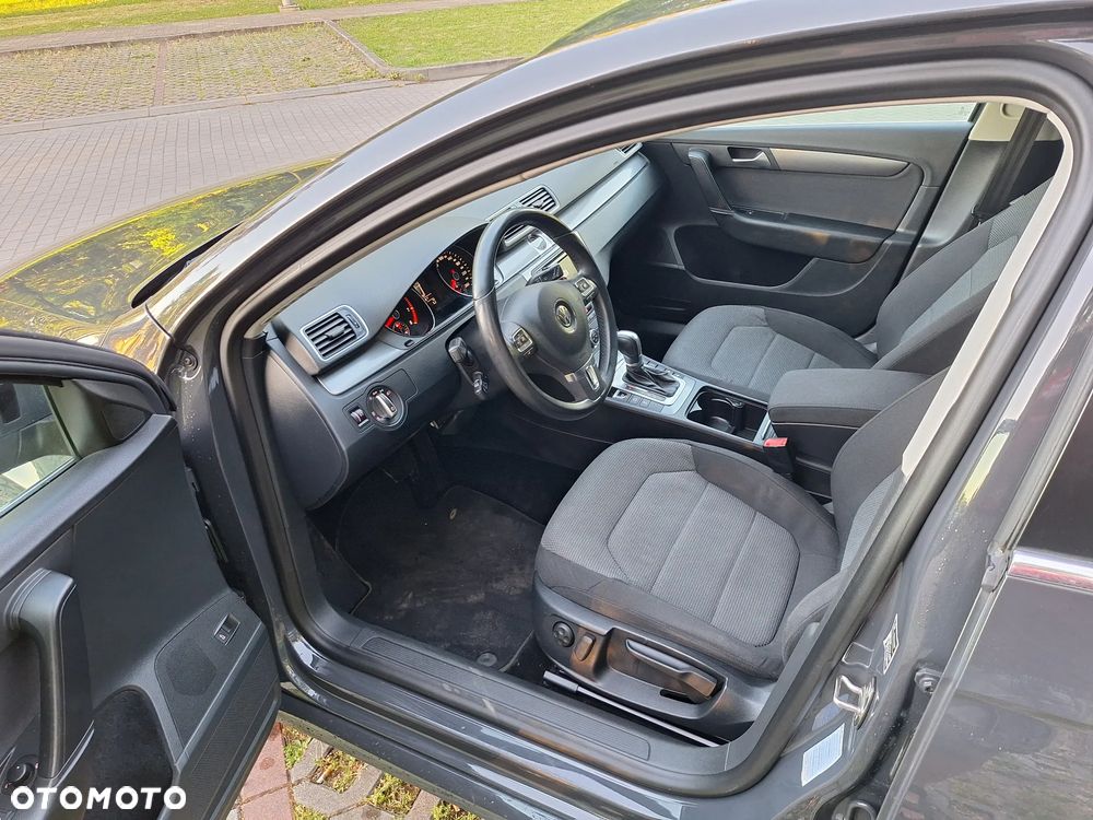 Volkswagen Passat 1.4 TSI BMT Highline DSG - 8