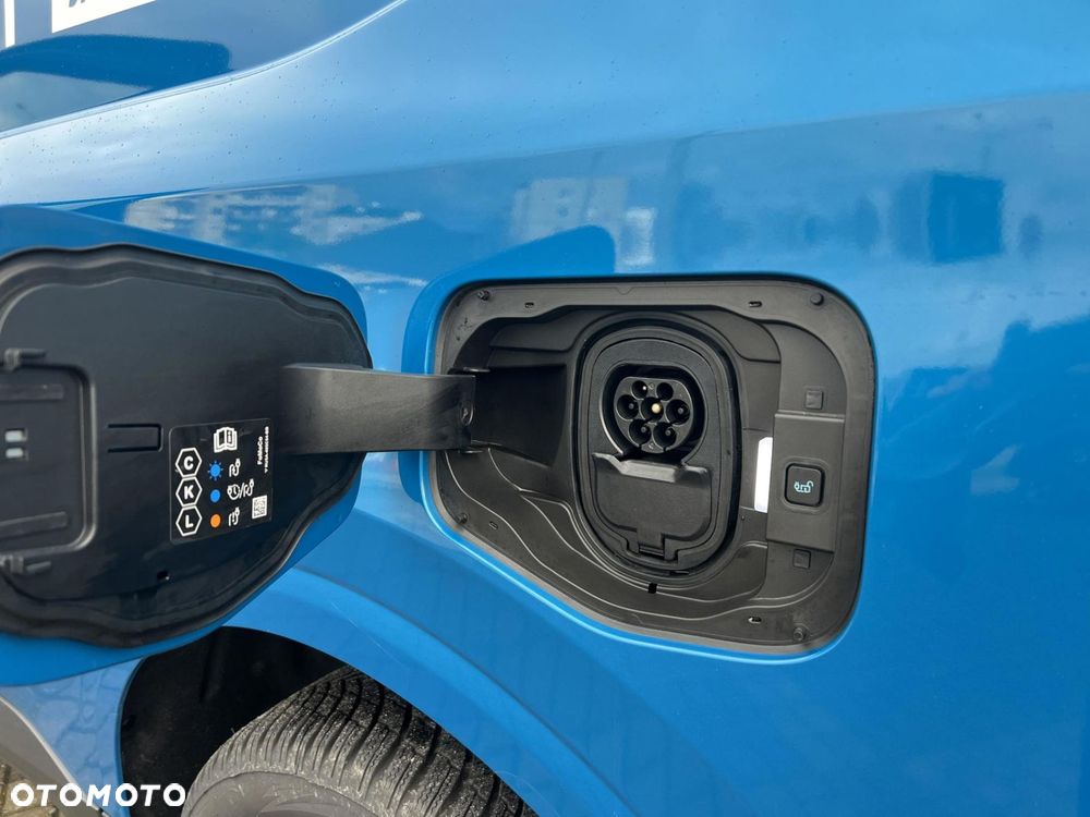 Ford Transit Courier - 34