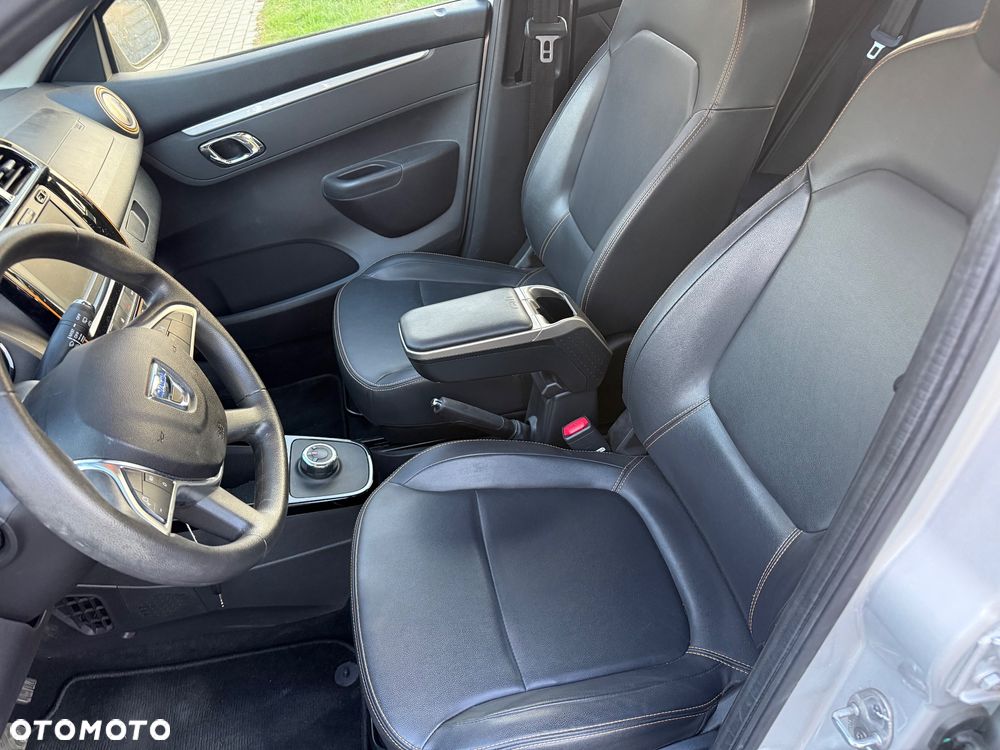Dacia Spring Electric 45 Essential - 9