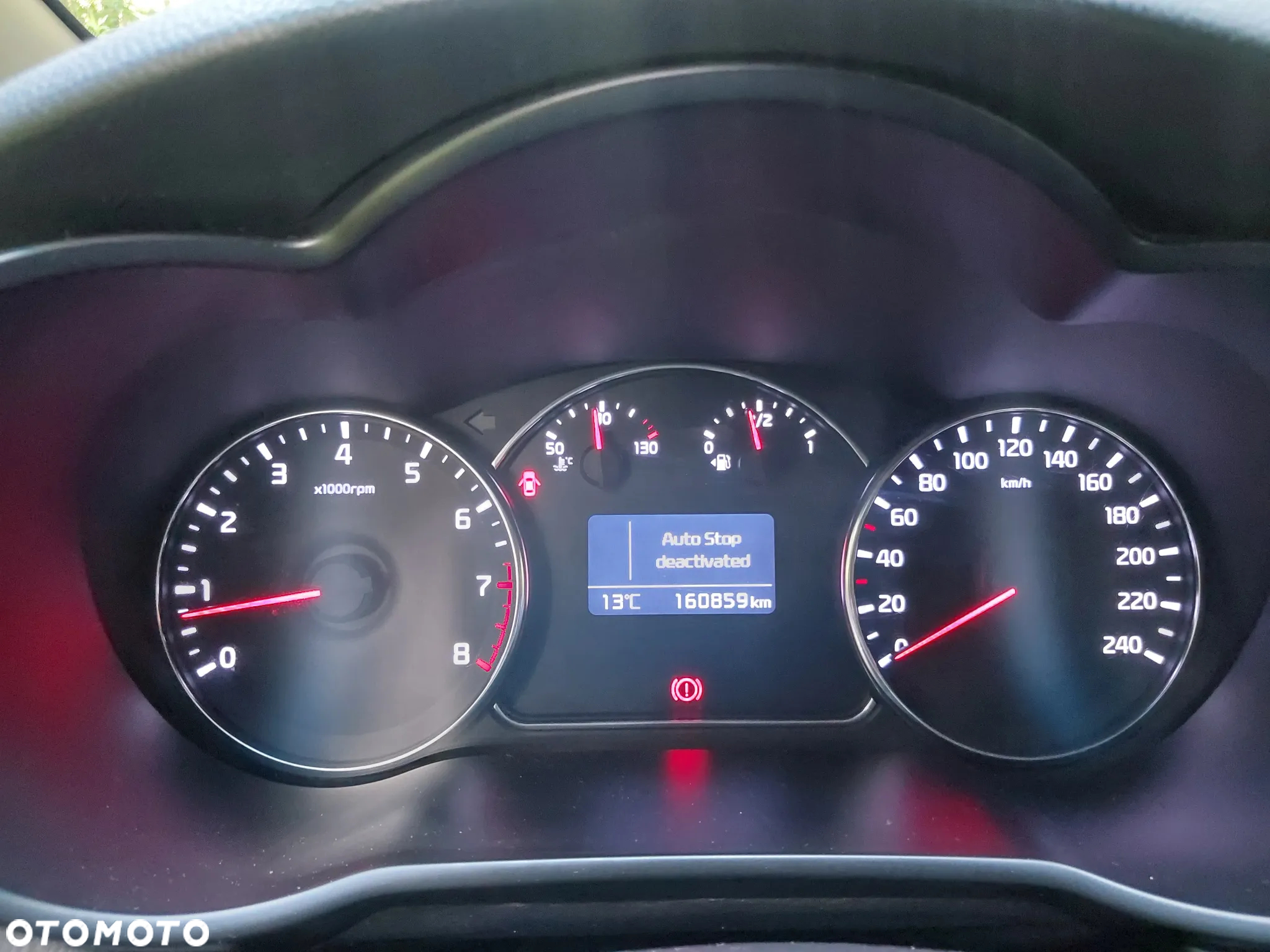 Kia Carens - 16