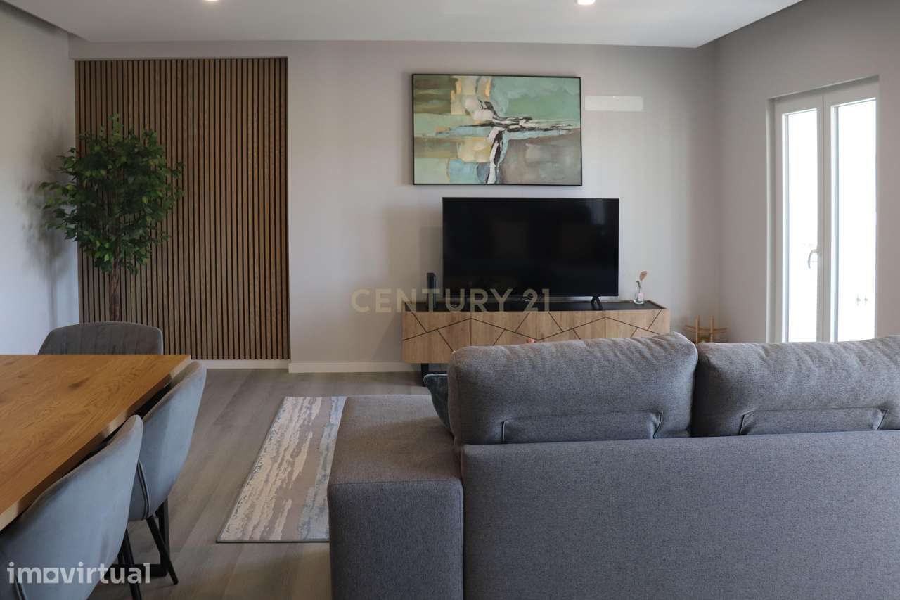 Apartamento Renovado com vista  para a serra da Arrábida em Setúbal - Grande imagem: 5/43