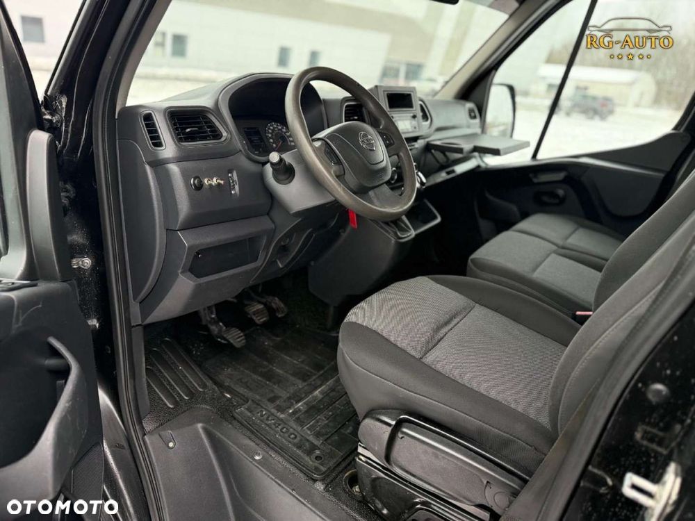 Nissan NV400 - 37