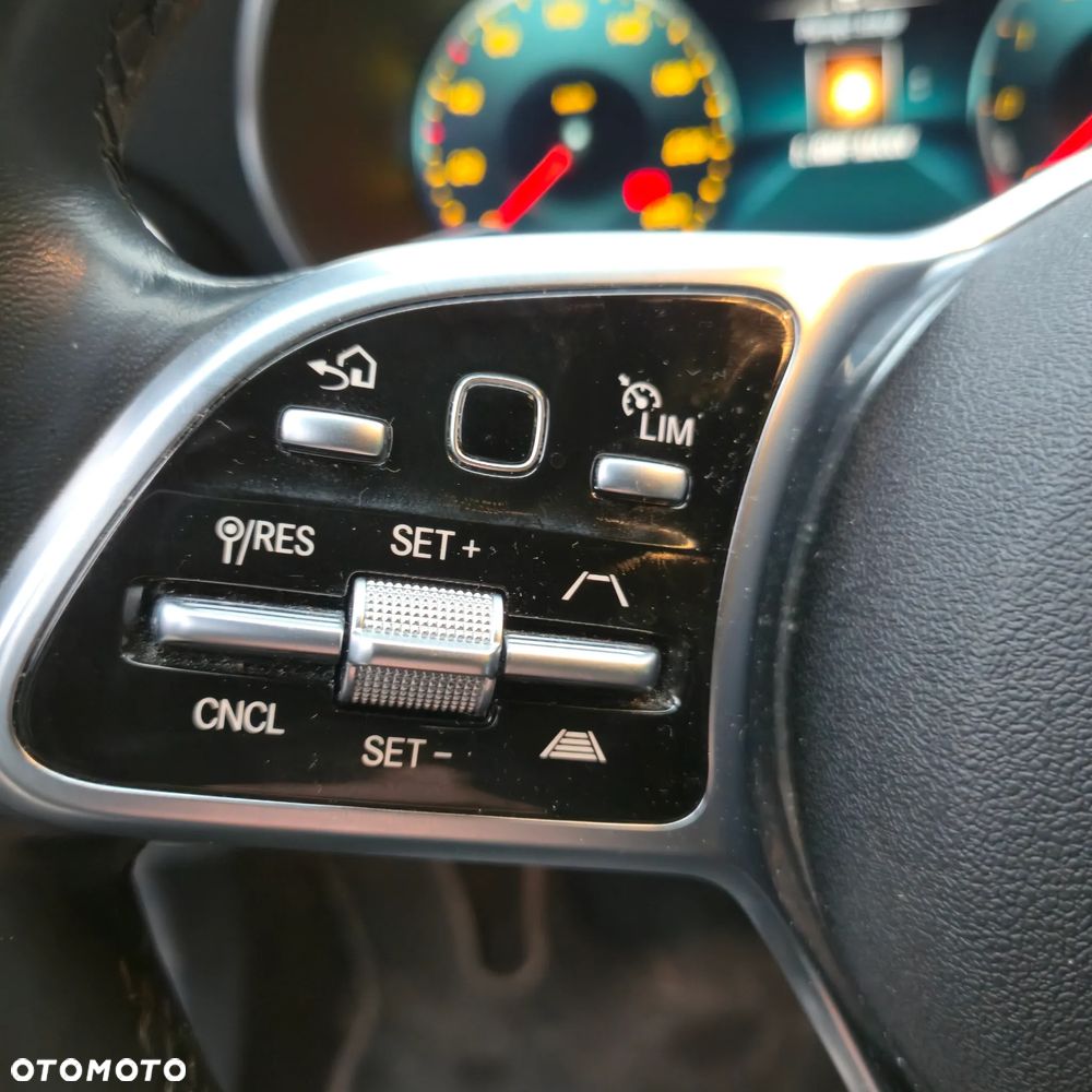 Mercedes-Benz Klasa C 300 de 9G-TRONIC Night Edition - 17