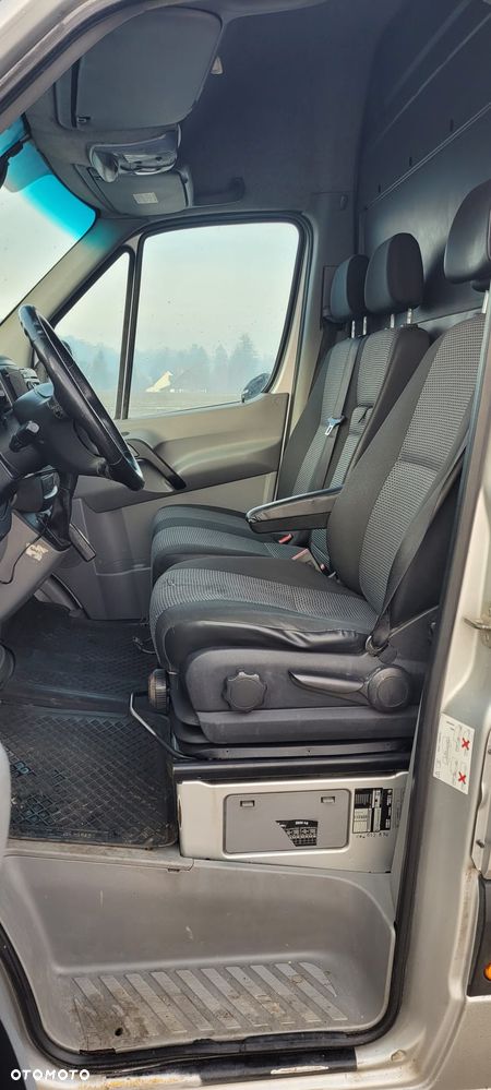 Mercedes-Benz Sprinter - 7