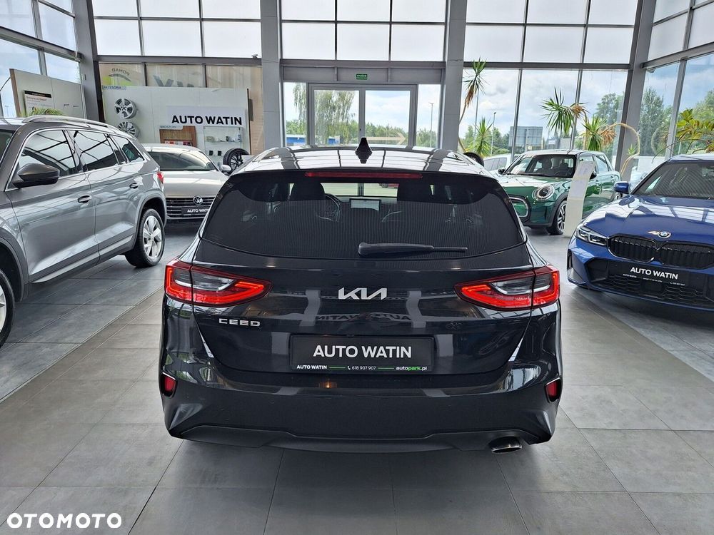 Kia Ceed 1.5 T-GDI Business Line DCT - 10