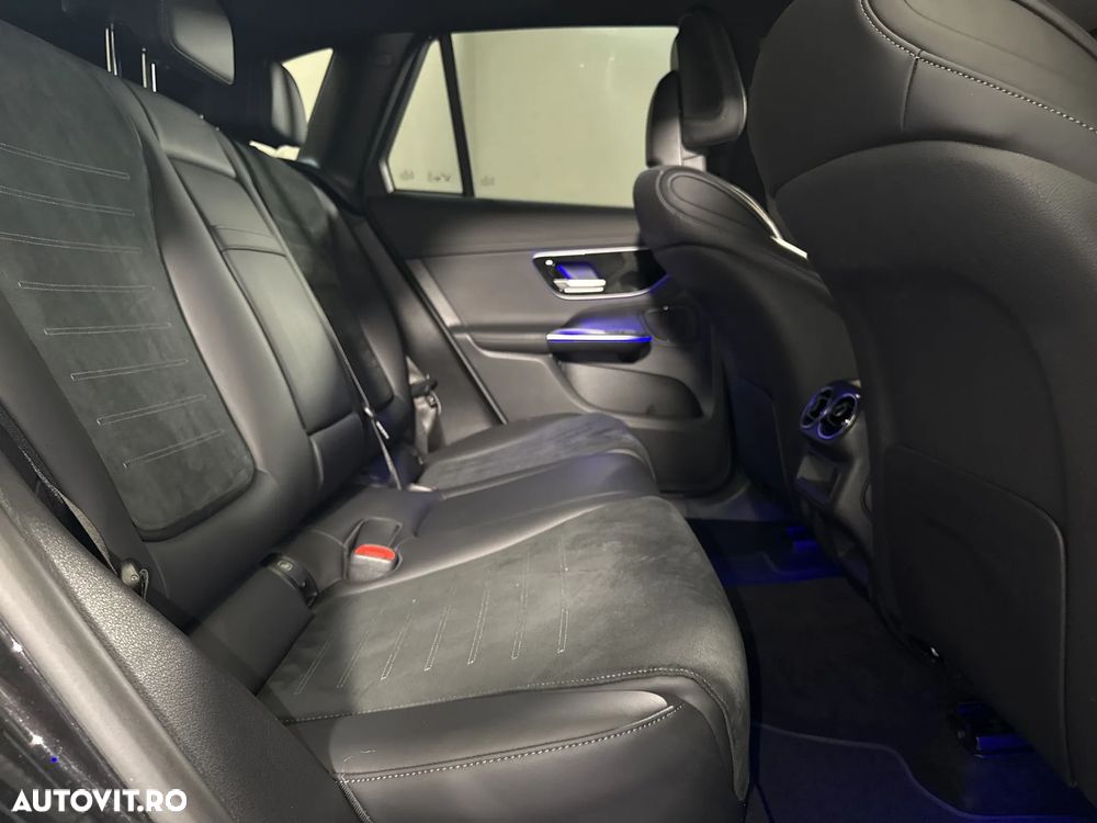 Mercedes-Benz GLC 220 d 4MATIC MHEV - 13