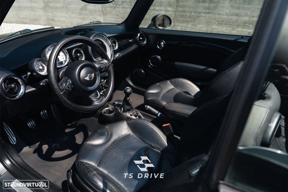 MINI Cabrio Cooper S - 8