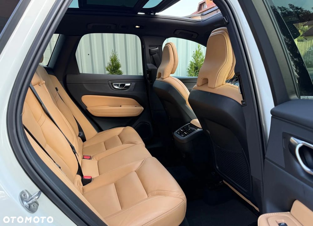 Volvo XC 60 B5 D AWD Geartronic Inscription - 22