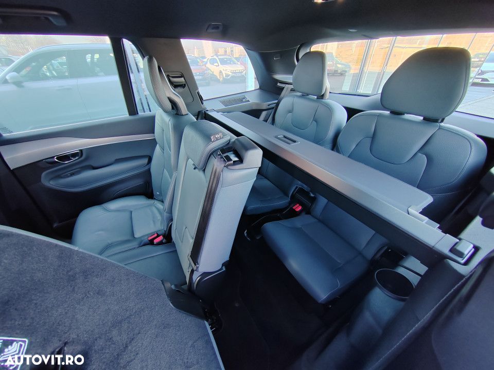 Volvo XC 90 T8 AWD Twin Engine Geartronic Momentum - 19