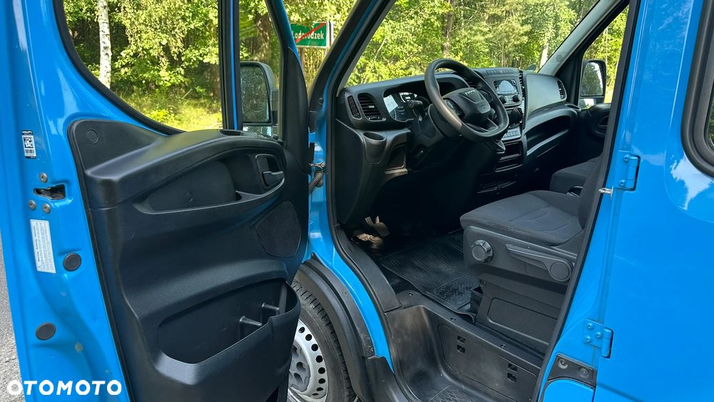 Iveco 35S12 - 11