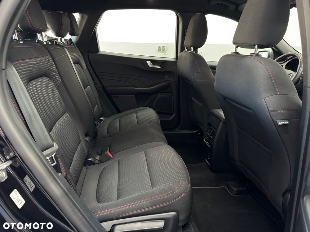 Ford Kuga 2.5 Duratec PHEV ST-LINE - 28