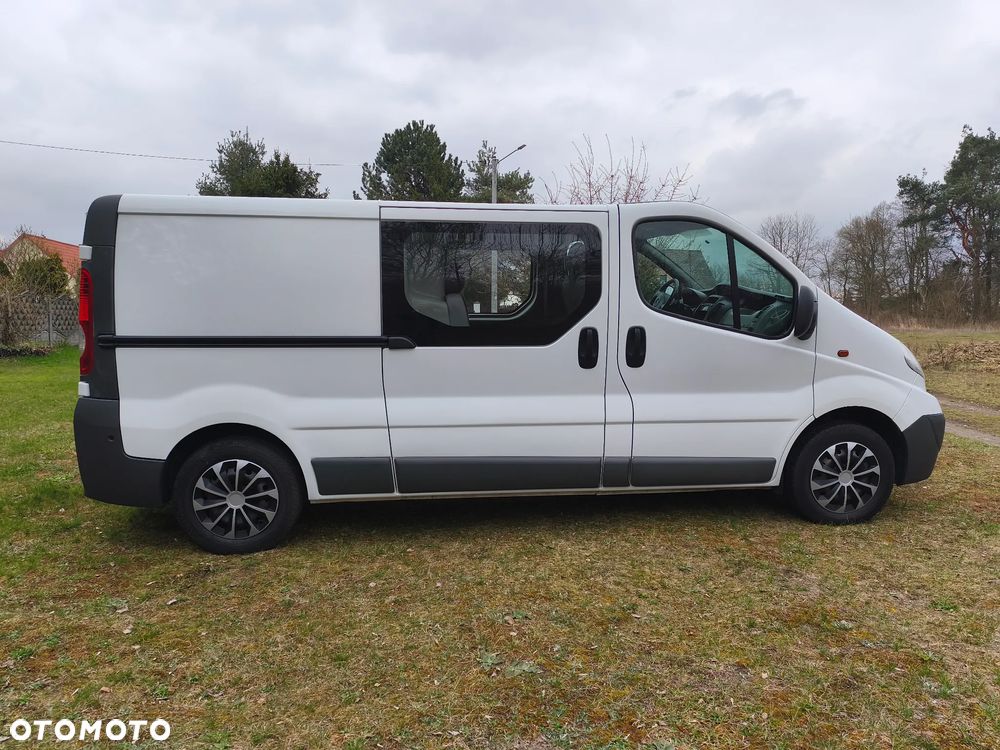 Opel VIVARO - 17