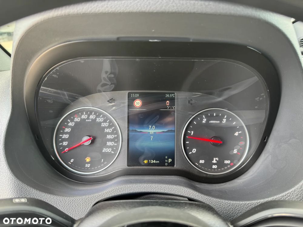 Mercedes-Benz Sprinter 317 CDI - 24