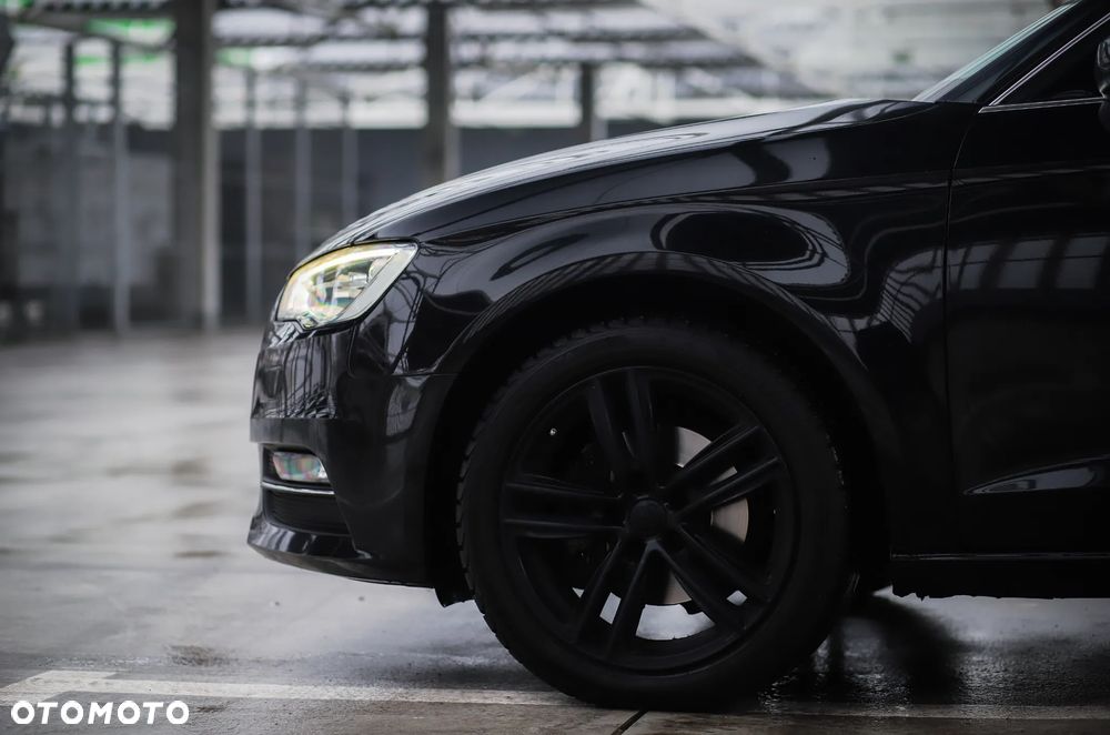 Audi A3 Sportback 1.6 TDI Ambiente - 6