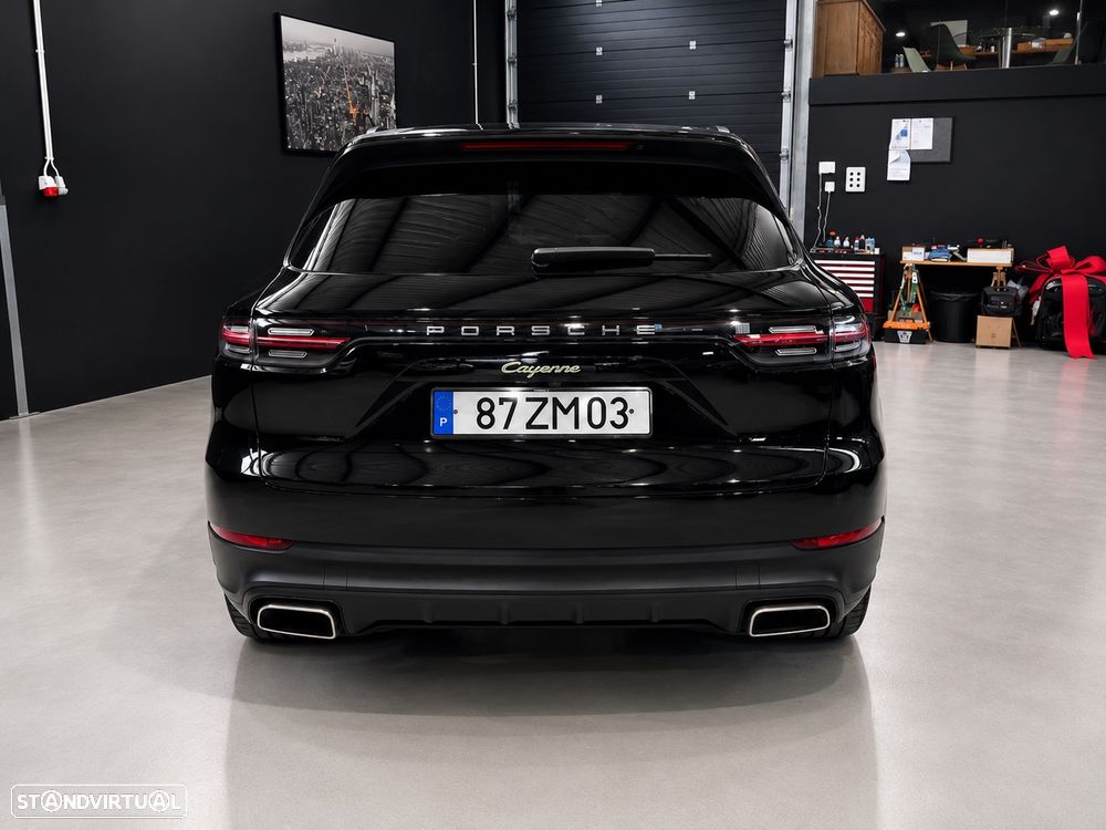 Porsche Cayenne E-Hybrid Platinum Edition - 8