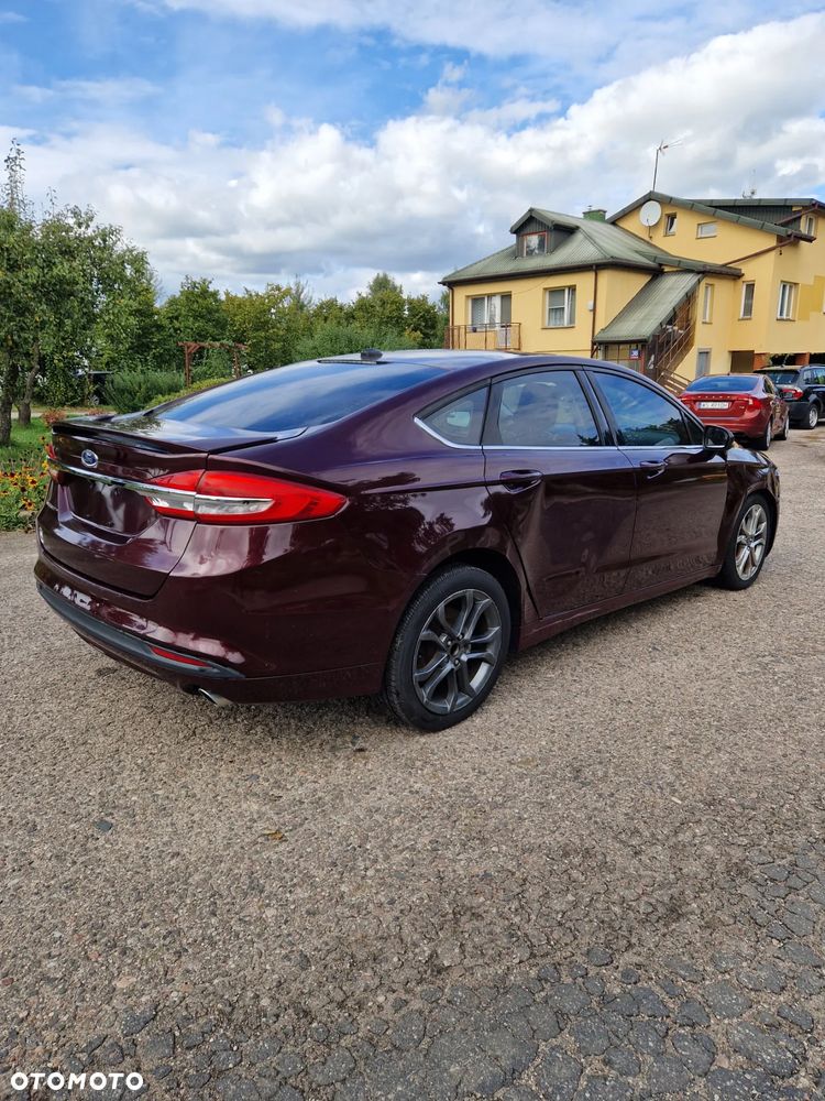 Ford Fusion - 9