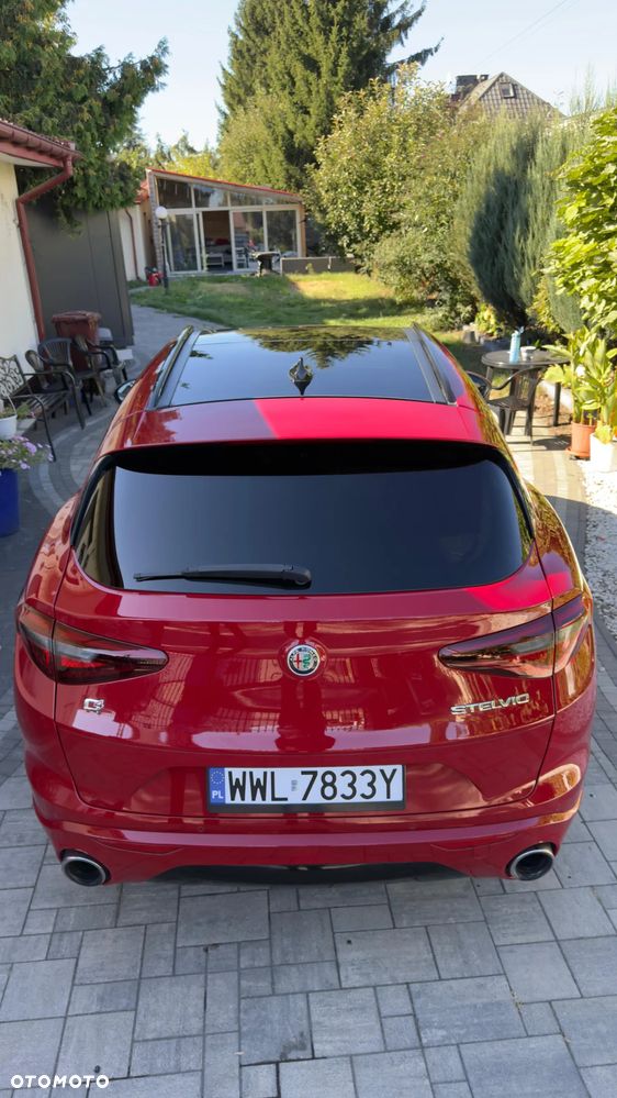Alfa Romeo Stelvio 2.0 Turbo TI Q4 - 10