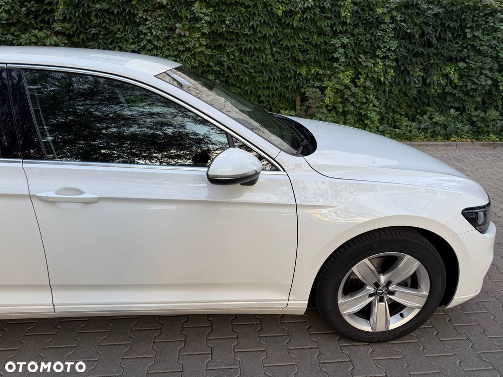 Volkswagen Passat 2.0 TSI Business DSG - 5