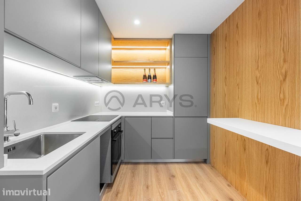 APARTAMENTO T0 NO CENTRO DA CIDADE - Grande imagem: 5/28