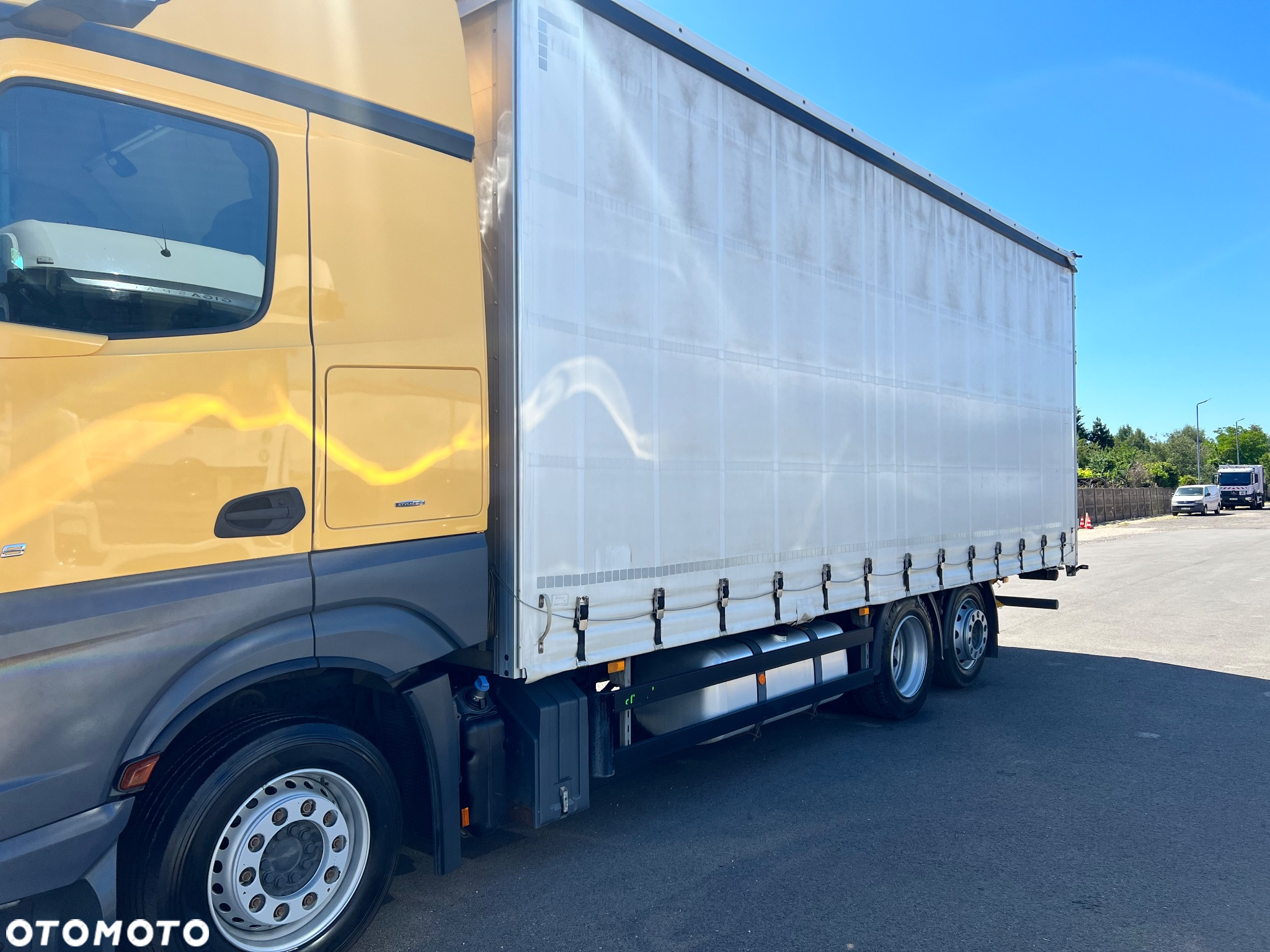 Mercedes-Benz 2548nrl GIGASPACE - 10