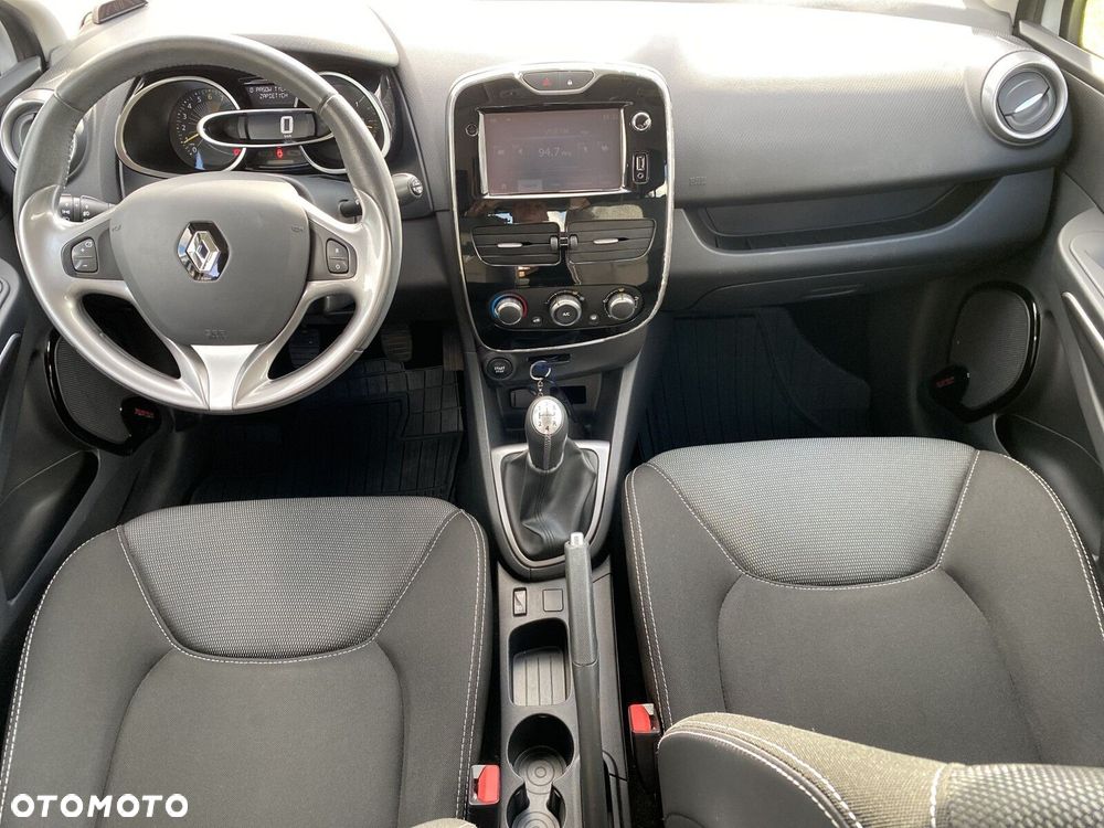 Renault Clio - 13