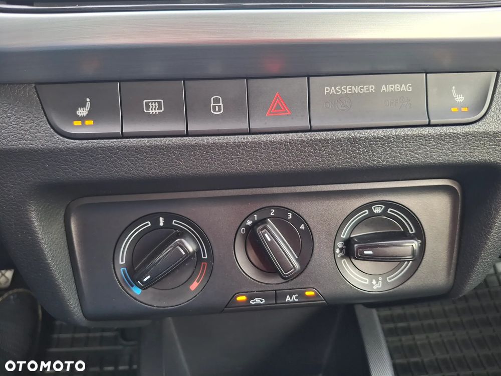 Skoda Fabia 1.2 TSI Ambition - 33