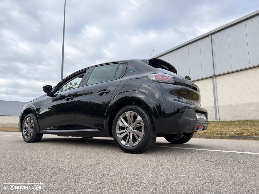 Peugeot e-208 50 kWh Active Pack - 8