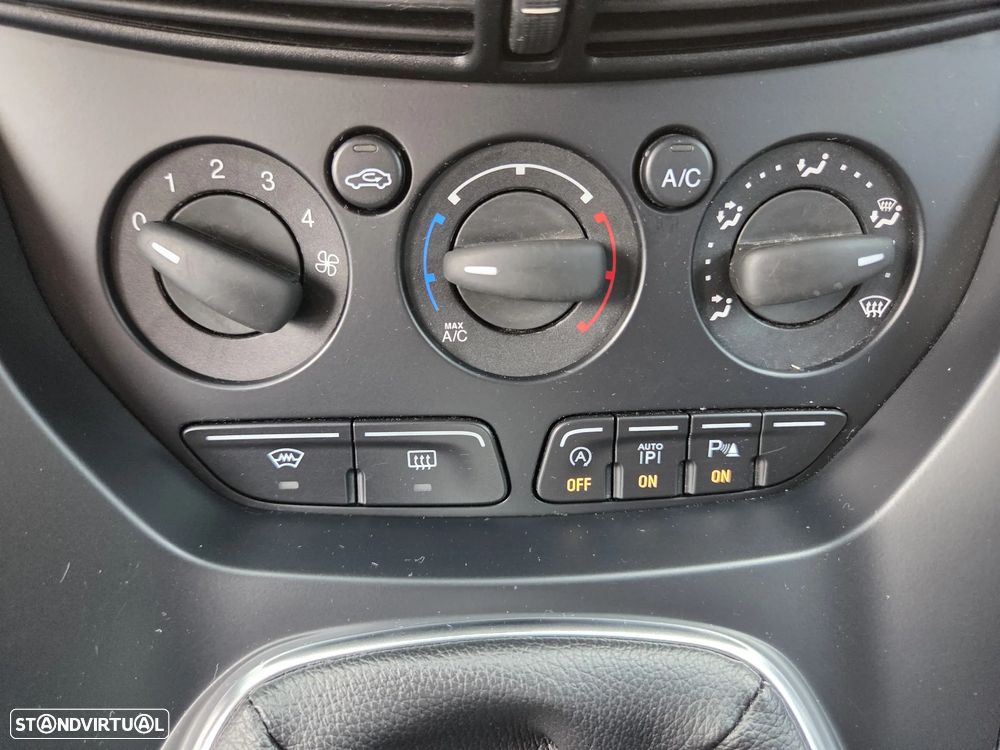 Ford Grand C-Max 1.0 EcoBoost S&S Ambiente - 18