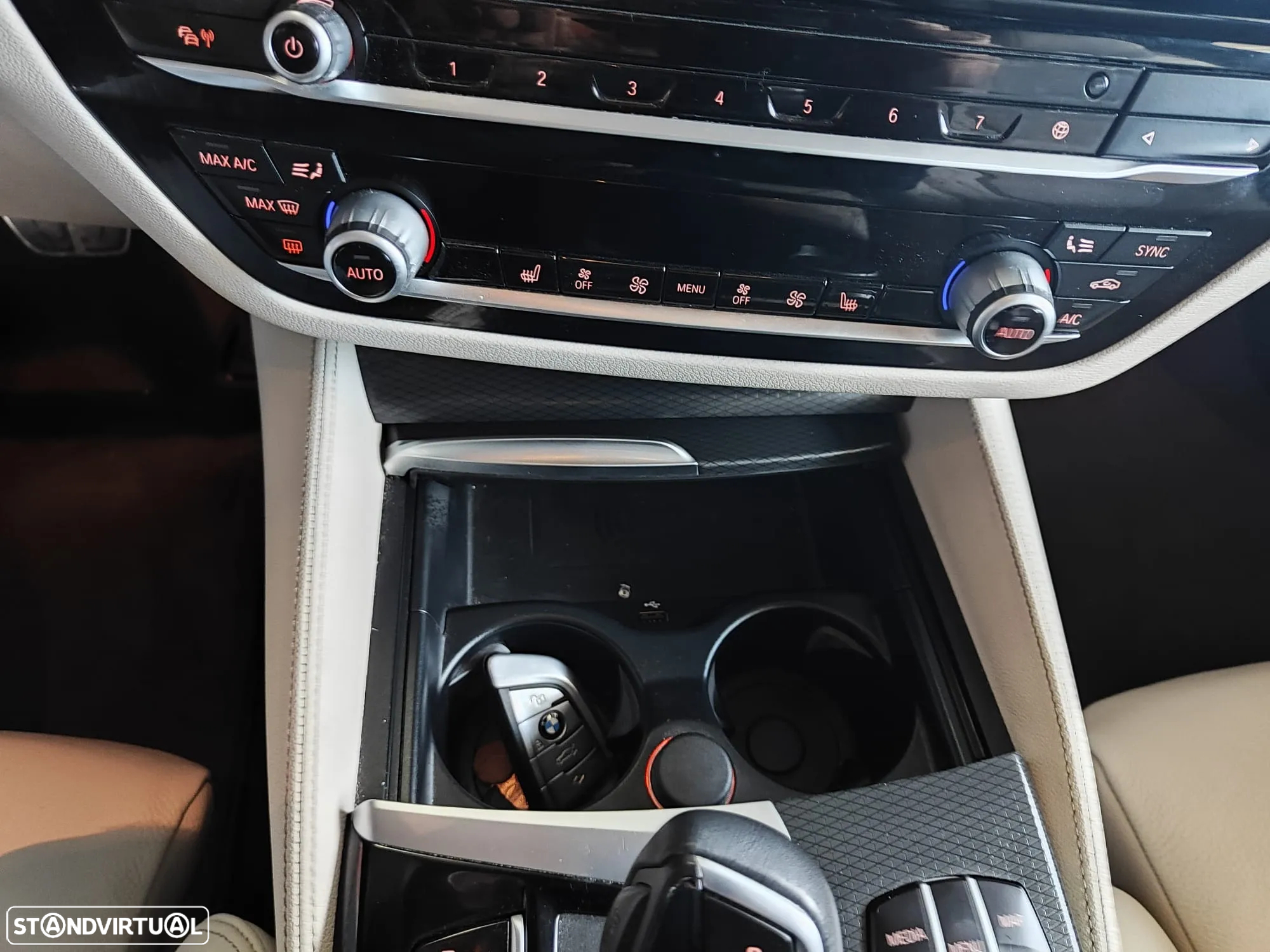 BMW 530 e Pack Desportivo M - 38