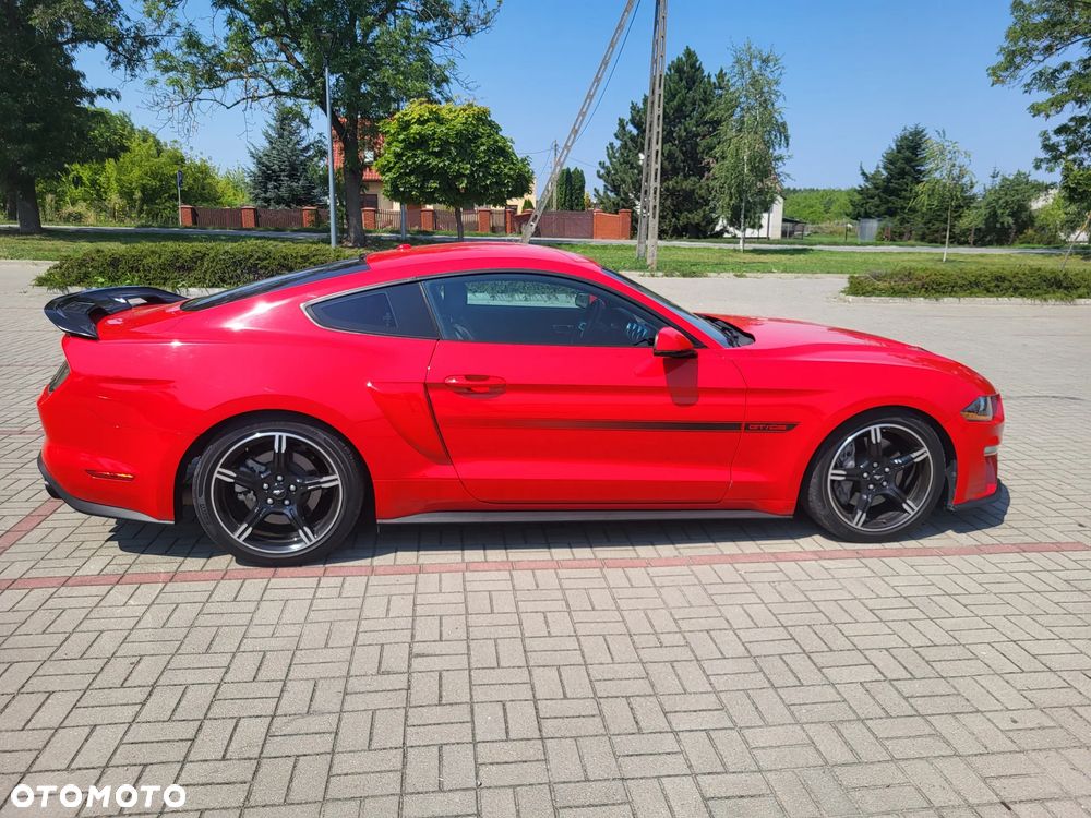 Ford Mustang 5.0 V8 GT - 11