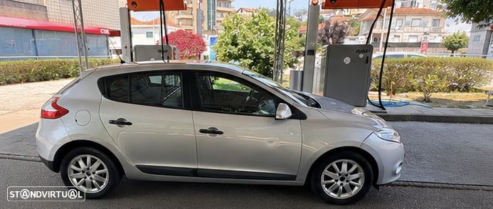 Renault Mégane 1.5 dCi Confort - 4