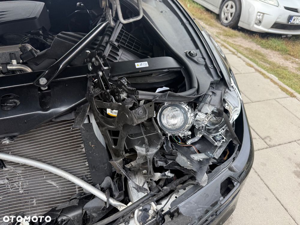 BMW Seria 5 528i xDrive - 21
