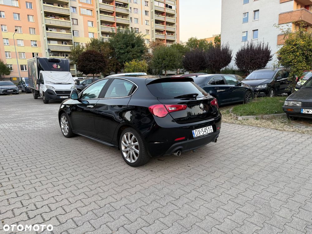 Alfa Romeo Giulietta 2.0 JTDM Distinctive - 7