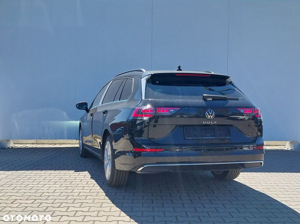Volkswagen Golf Variant - 4