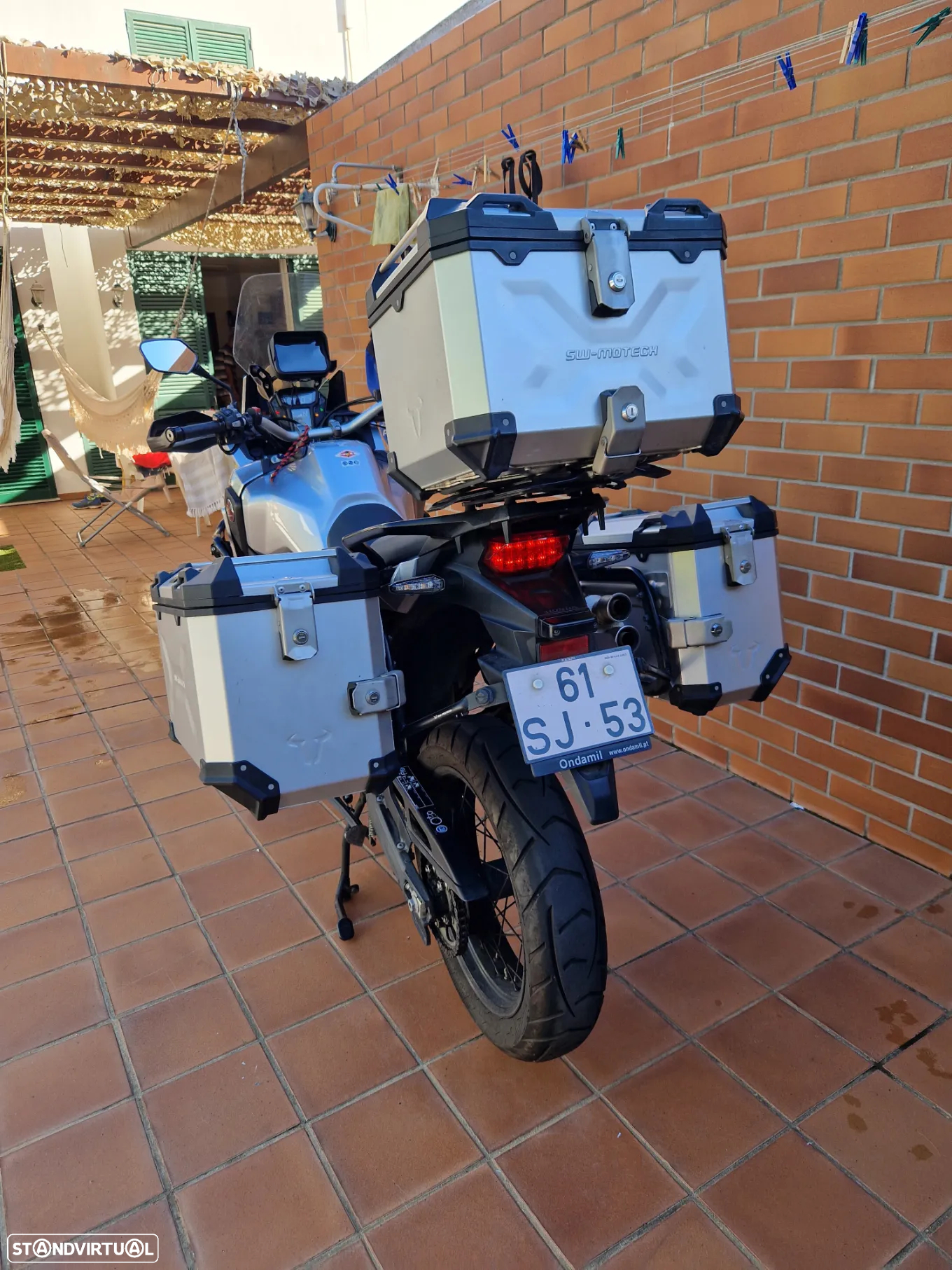 Honda Africa Twin SD04 - 11