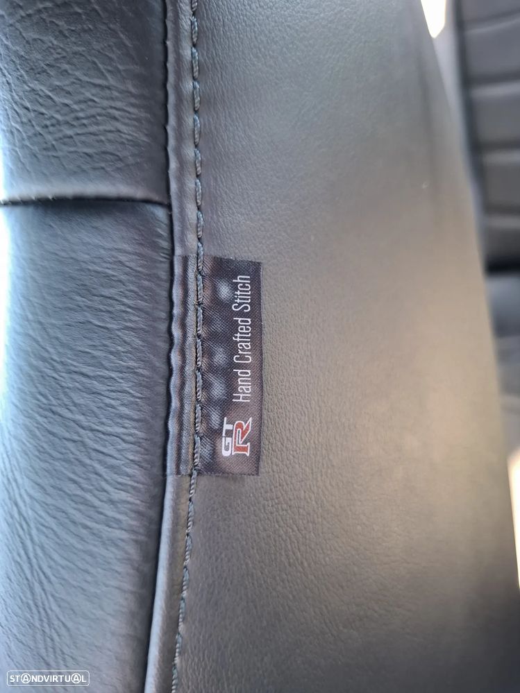 Nissan GT-R 3.8 V6 Black Edition - 27