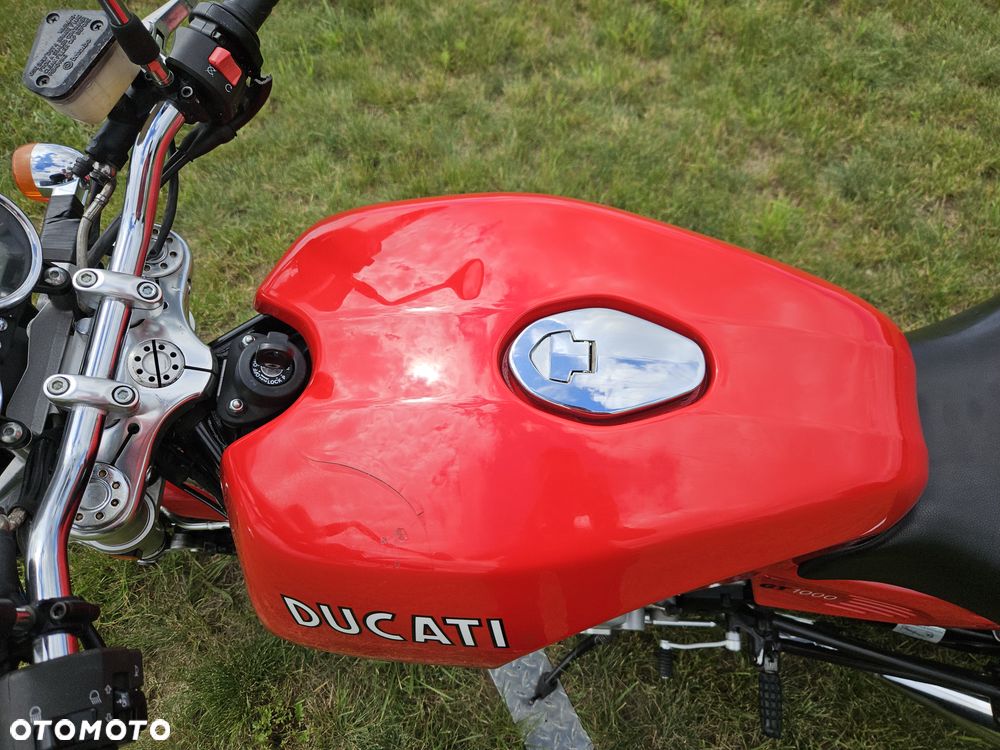 Ducati Sport Classic - 11