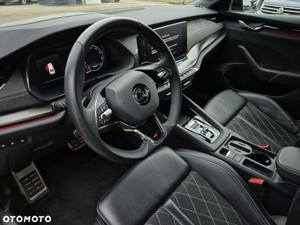 Skoda Octavia 2.0 TSI RS DSG - 14