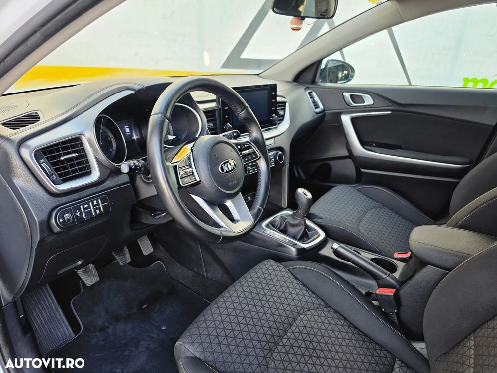 Kia Ceed 1.6 DSL MHEV Star - 7