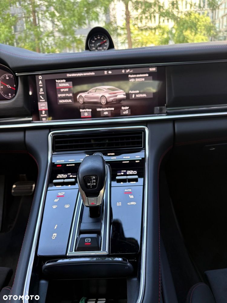 Porsche Panamera - 14