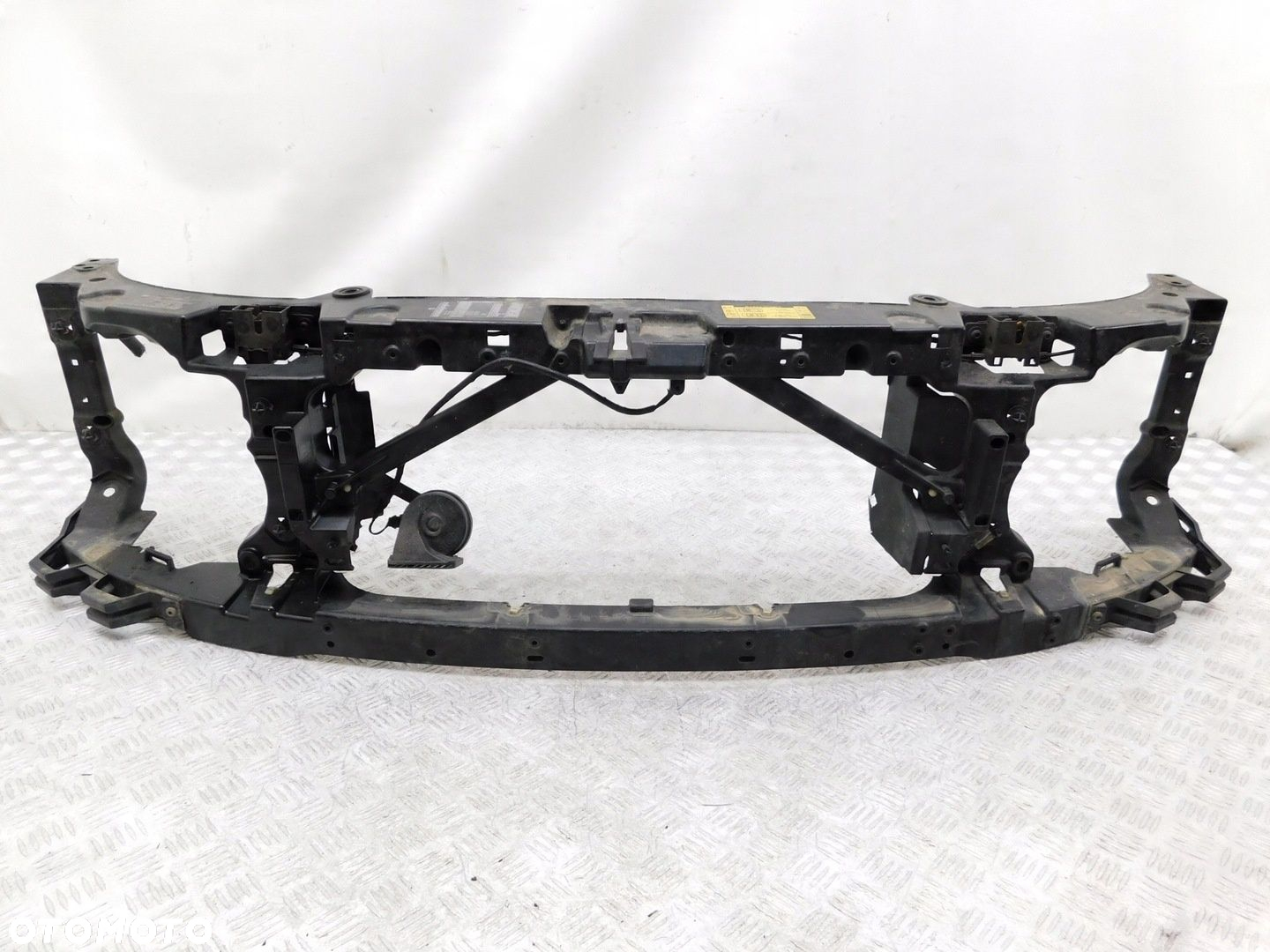 PAS PRZEDNI BELKA CHŁODNICE Kpl LAND ROVER DISCOVERY III L319 2.7 TD V6 - 7